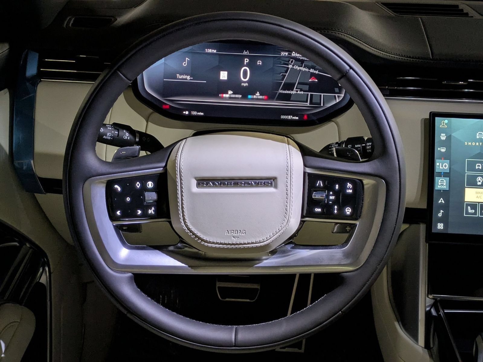 New 2026 Land Rover Range Rover SE AWD/4WD image 17