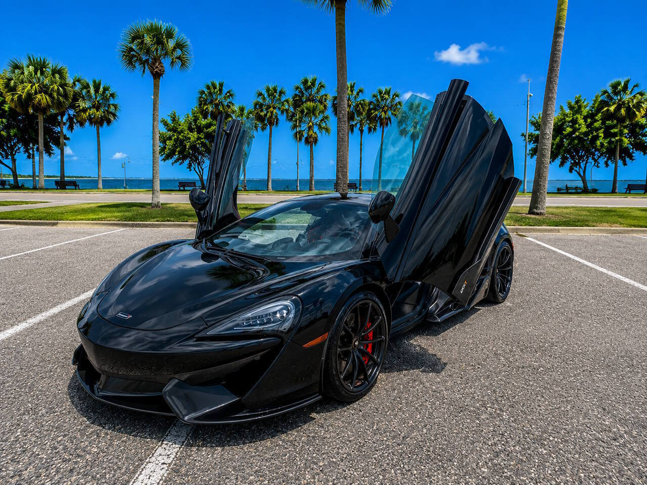 Used 2020 McLaren 570S Coupe