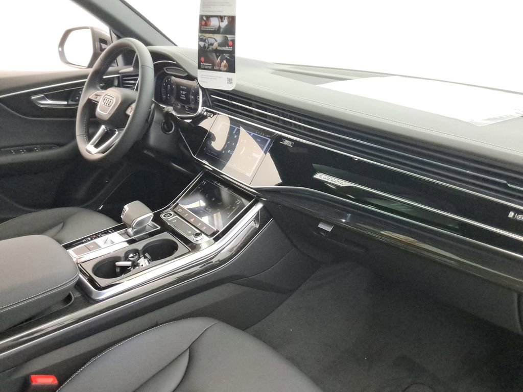 New 2026 Audi Q8 Premium image 24