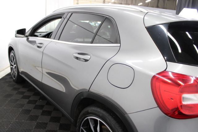 Used 2015 Mercedes-Benz GLA 250 4MATIC image 9