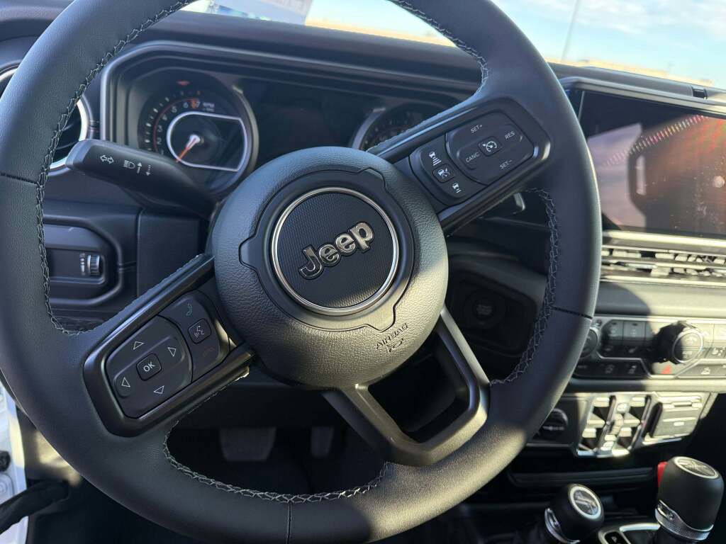 New 2026 Jeep Gladiator Sport image 25