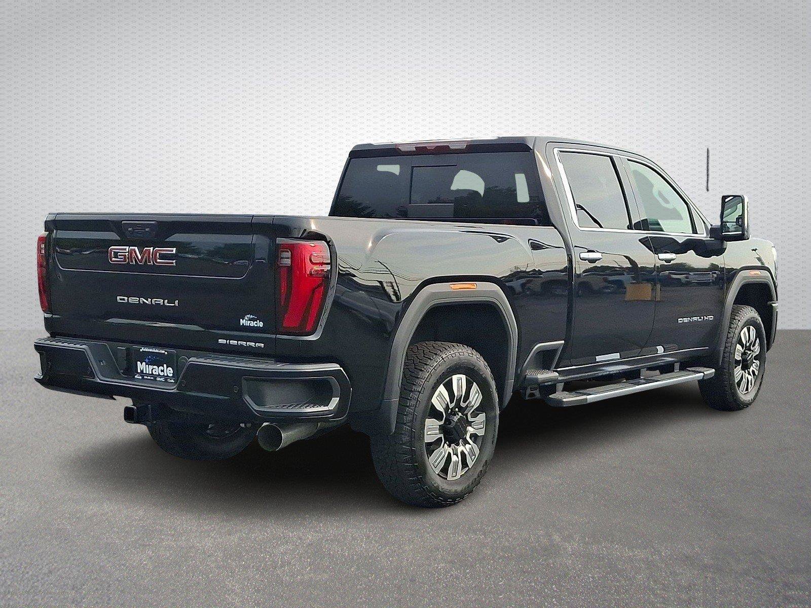 New 2026 GMC Sierra 2500 Denali AWD/4WD image 4