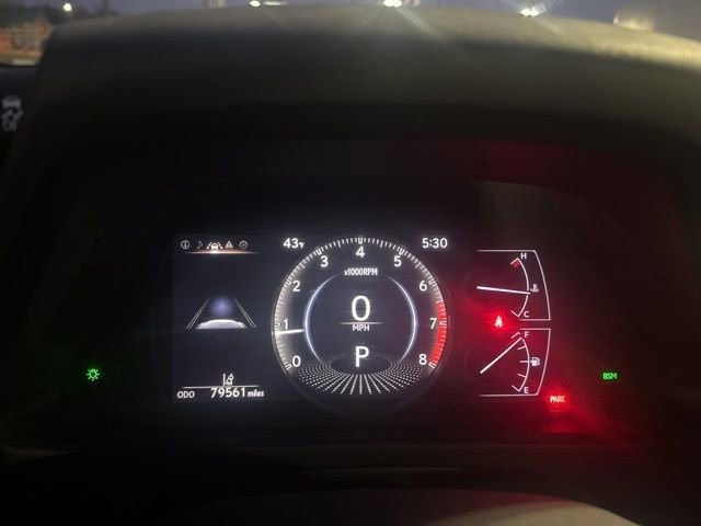 Used 2020 Lexus UX 200 image 11