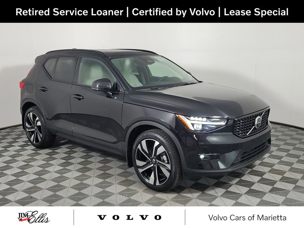 Used 2025 Volvo XC40 B5 Plus w/ Climate Package