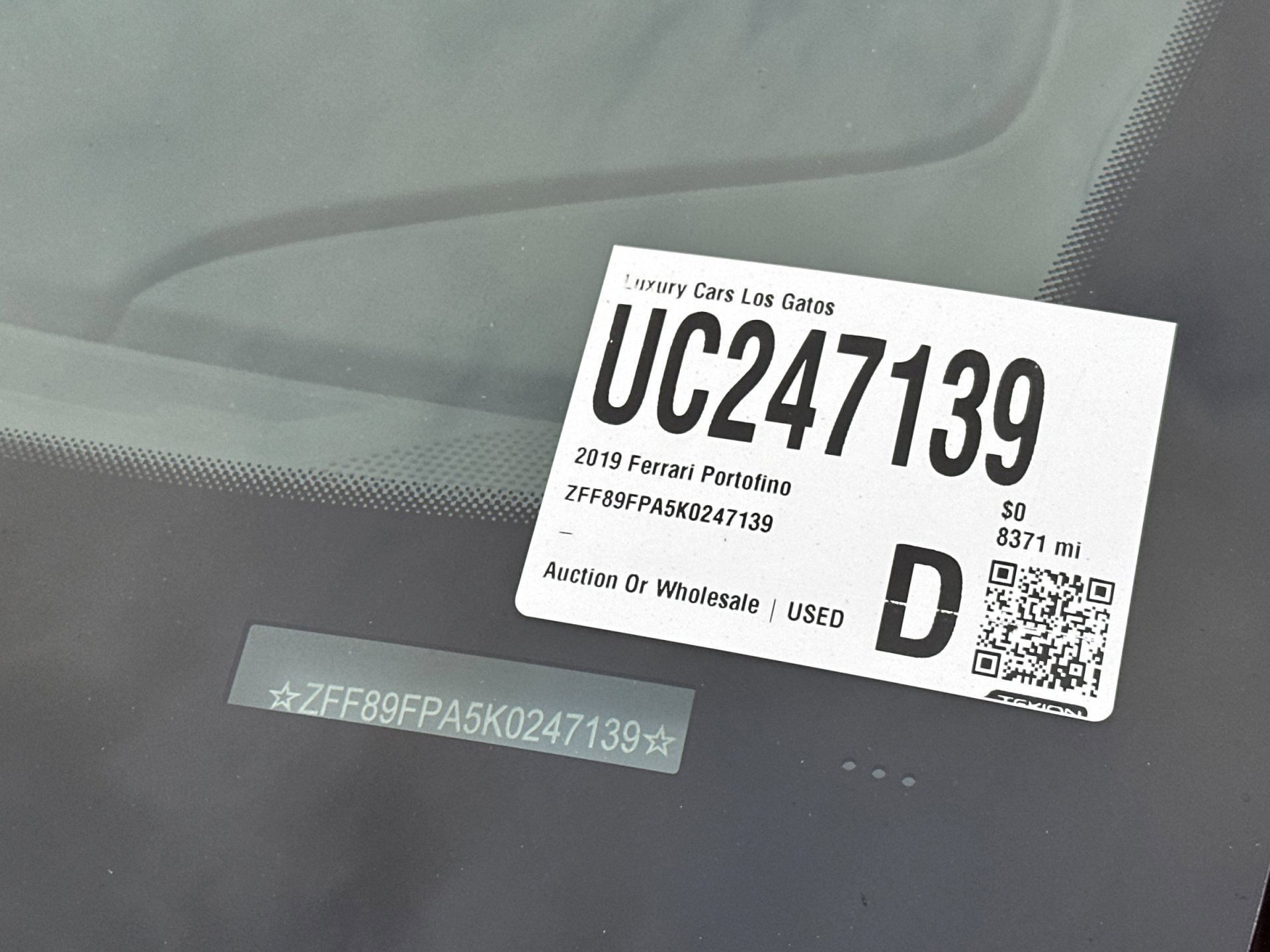 Used 2019 Ferrari Portofino image 2