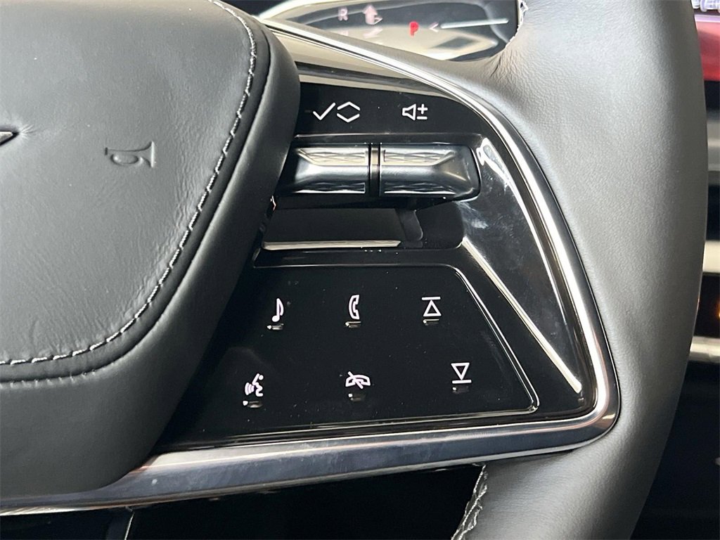 New 2026 Cadillac Lyriq V image 14