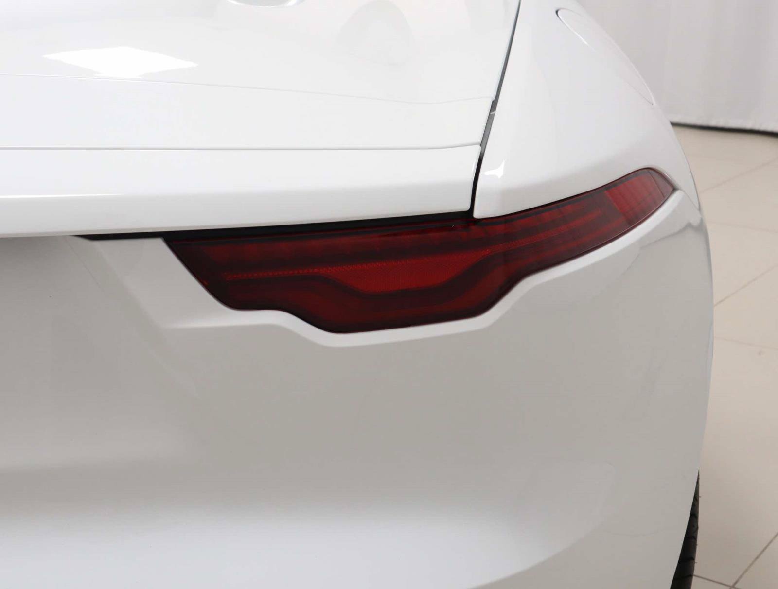 Used 2024 Jaguar F-TYPE Convertible AWD image 14