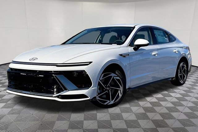New 2026 Hyundai Sonata SEL FWD image 2