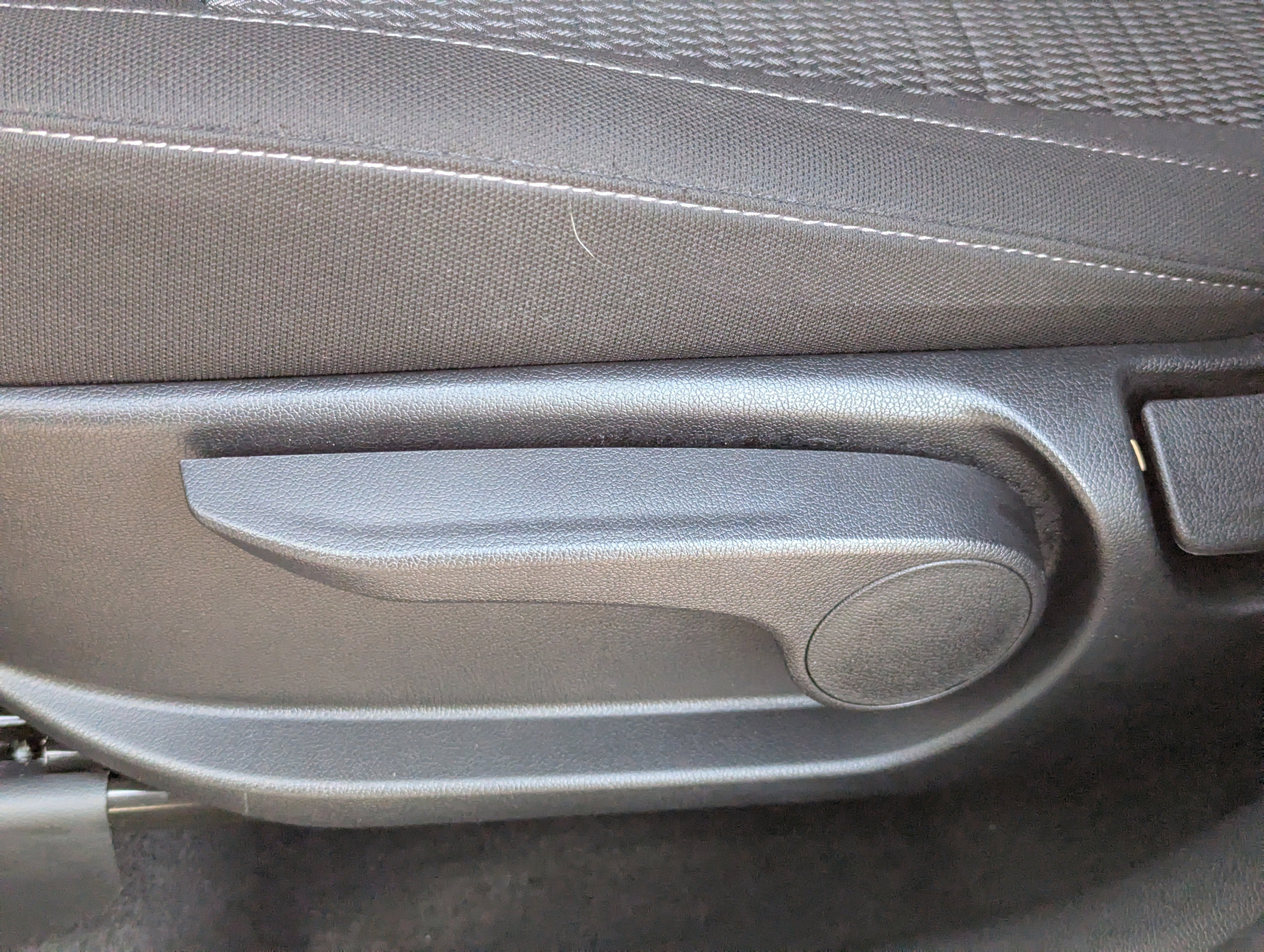 Certified 2025 Kia Sorento LX image 21