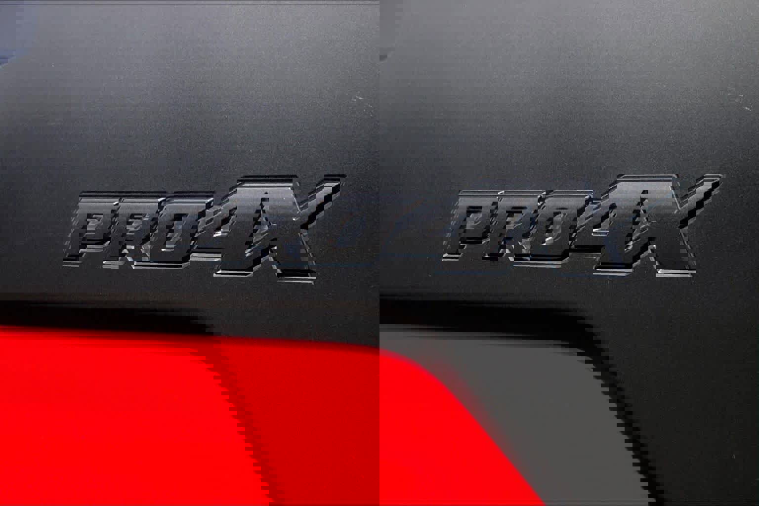 Used 2022 Nissan Titan PRO-4X w/ Pro-4x Convenience Package image 9