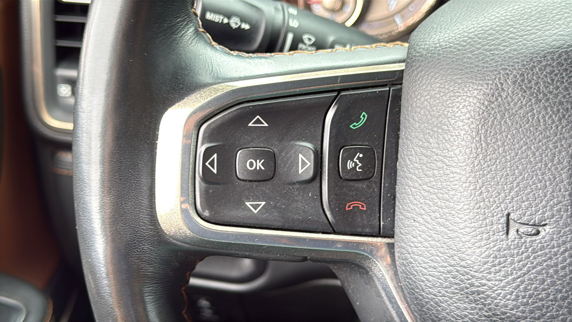 Used 2019 RAM 1500 Limited image 16