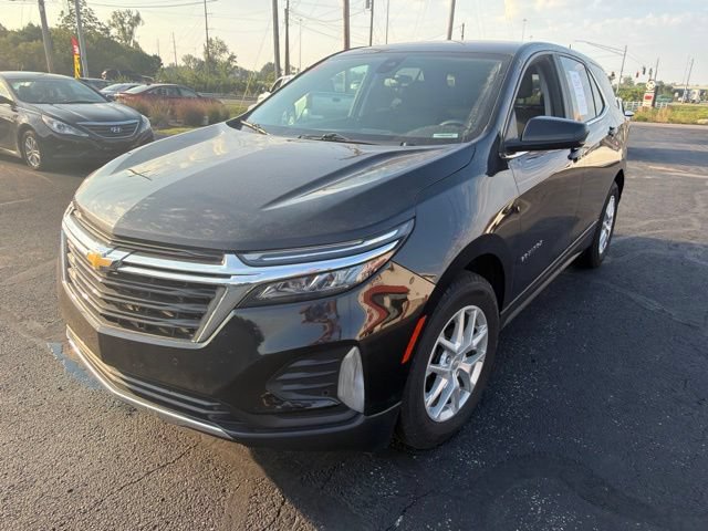 Used 2024 Chevrolet Equinox LT w/ LPO, Floor Liner Package FWD image 3