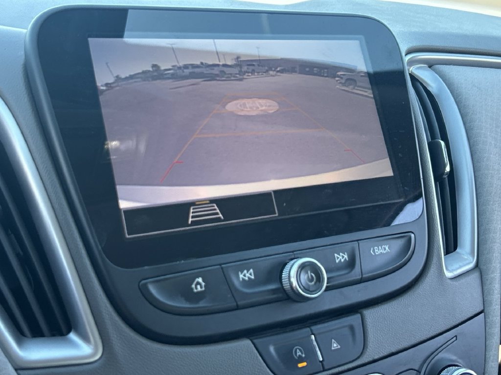 Used 2021 Chevrolet Malibu LS FWD image 10