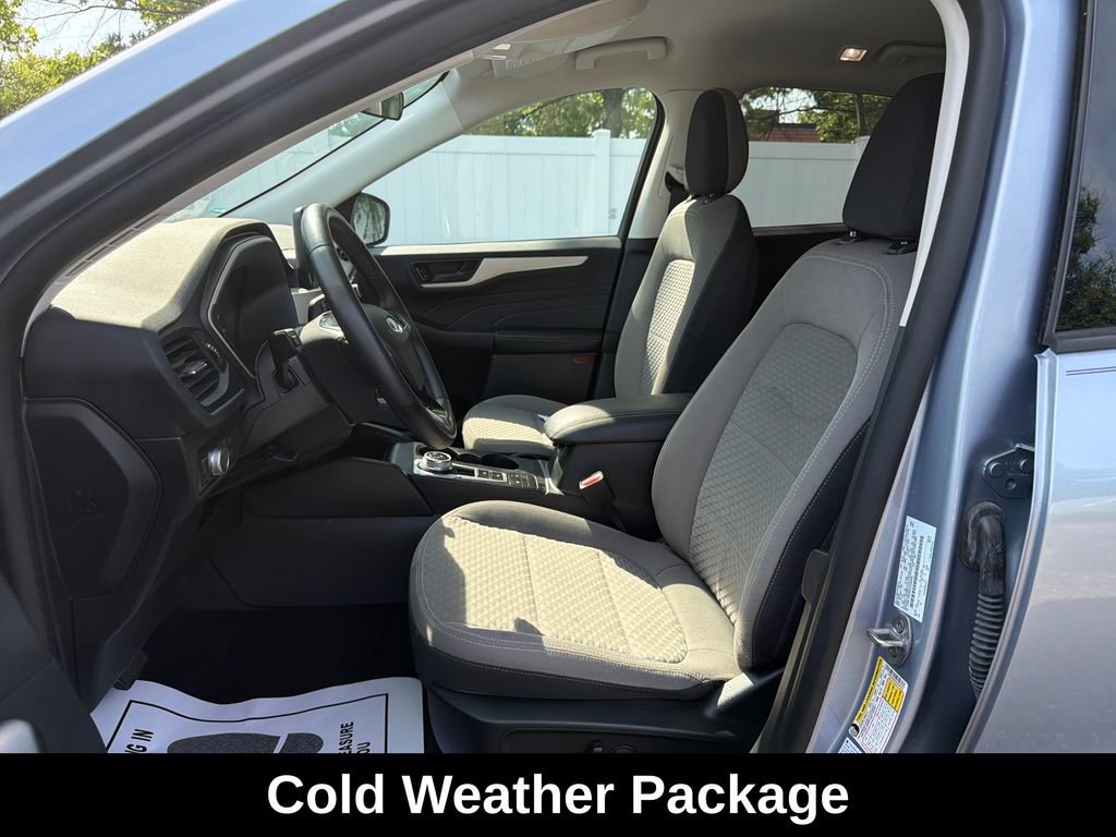Used 2022 Ford Escape SE w/ Convenience Package FWD image 11