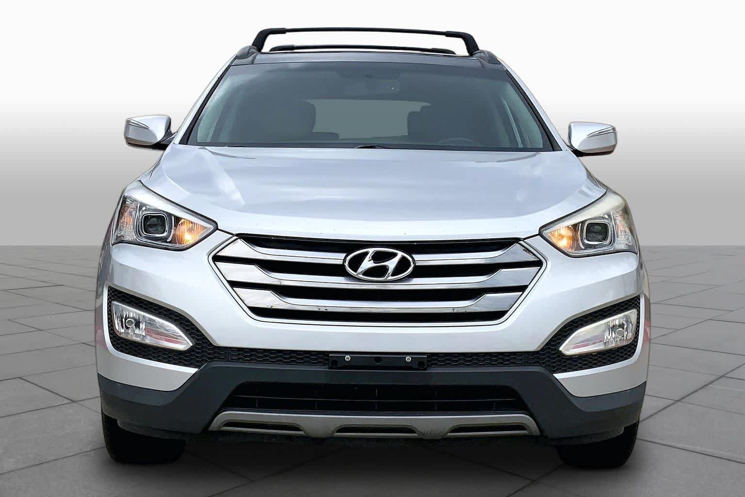 Used 2016 Hyundai Santa Fe Sport 2.0T w/ Option Group 05 FWD image 4