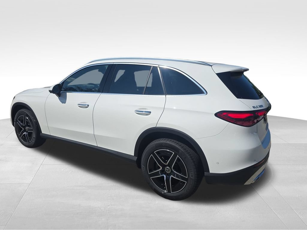 New 2026 Mercedes-Benz GLC 300 4MATIC image 3