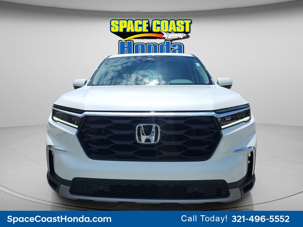 Certified 2025 Honda Pilot EX-L image 4