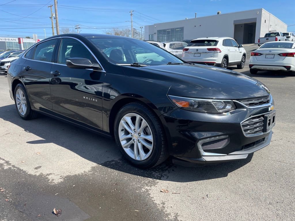 Used 2018 Chevrolet Malibu LT FWD image 9