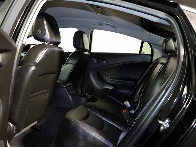 Used 2018 Chevrolet Volt Premier w/ Driver Confidence Package image 15
