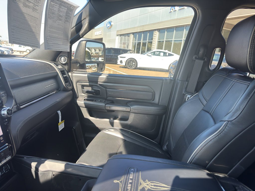 Used 2024 RAM 2500 Limited image 27