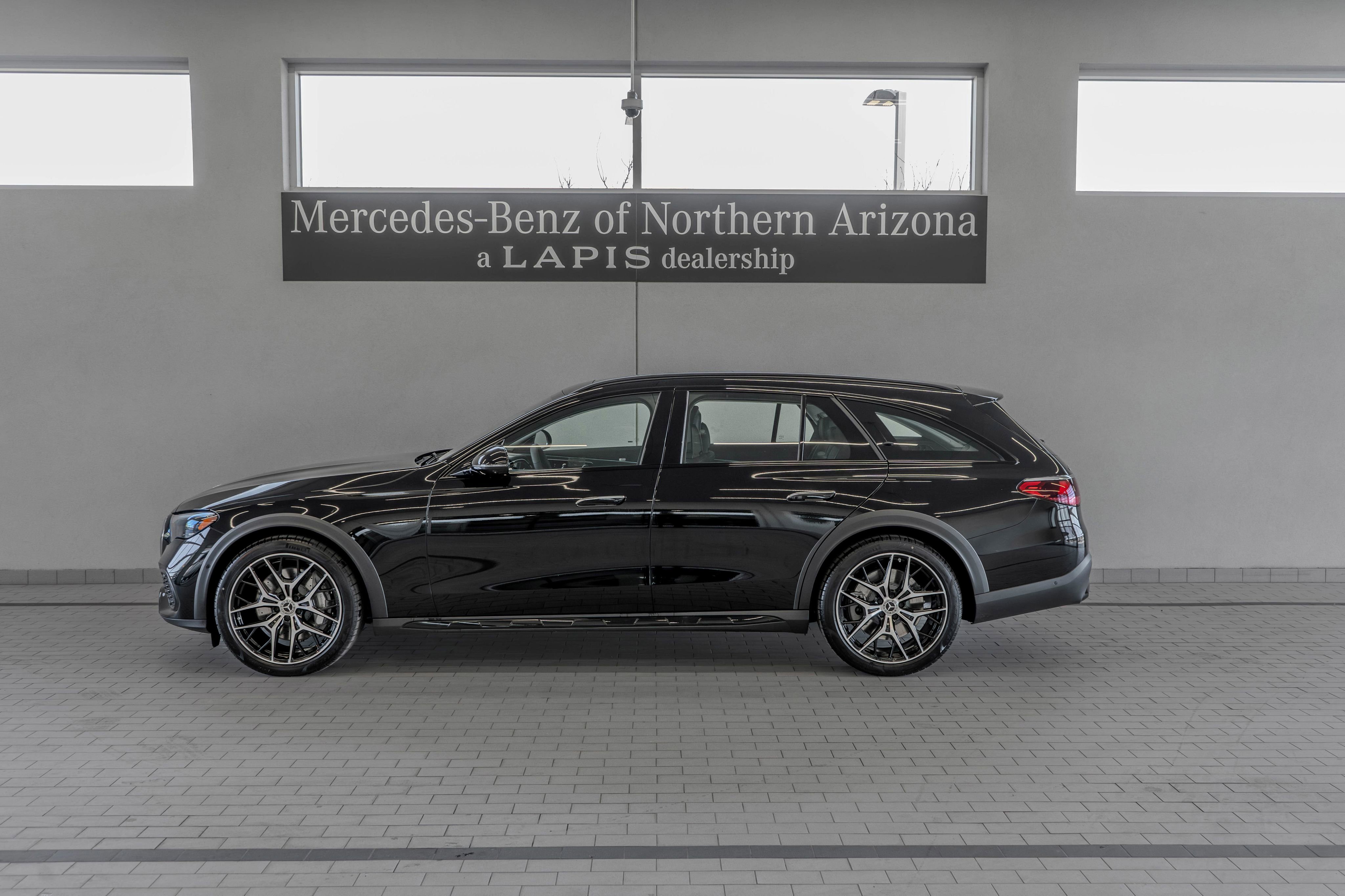 Used 2025 Mercedes-Benz E 450 4MATIC All-Terrain Wagon image 2
