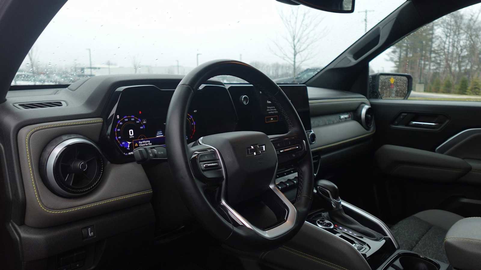 Used 2024 Chevrolet Colorado ZR2 w/ Technology Package AWD/4WD image 26