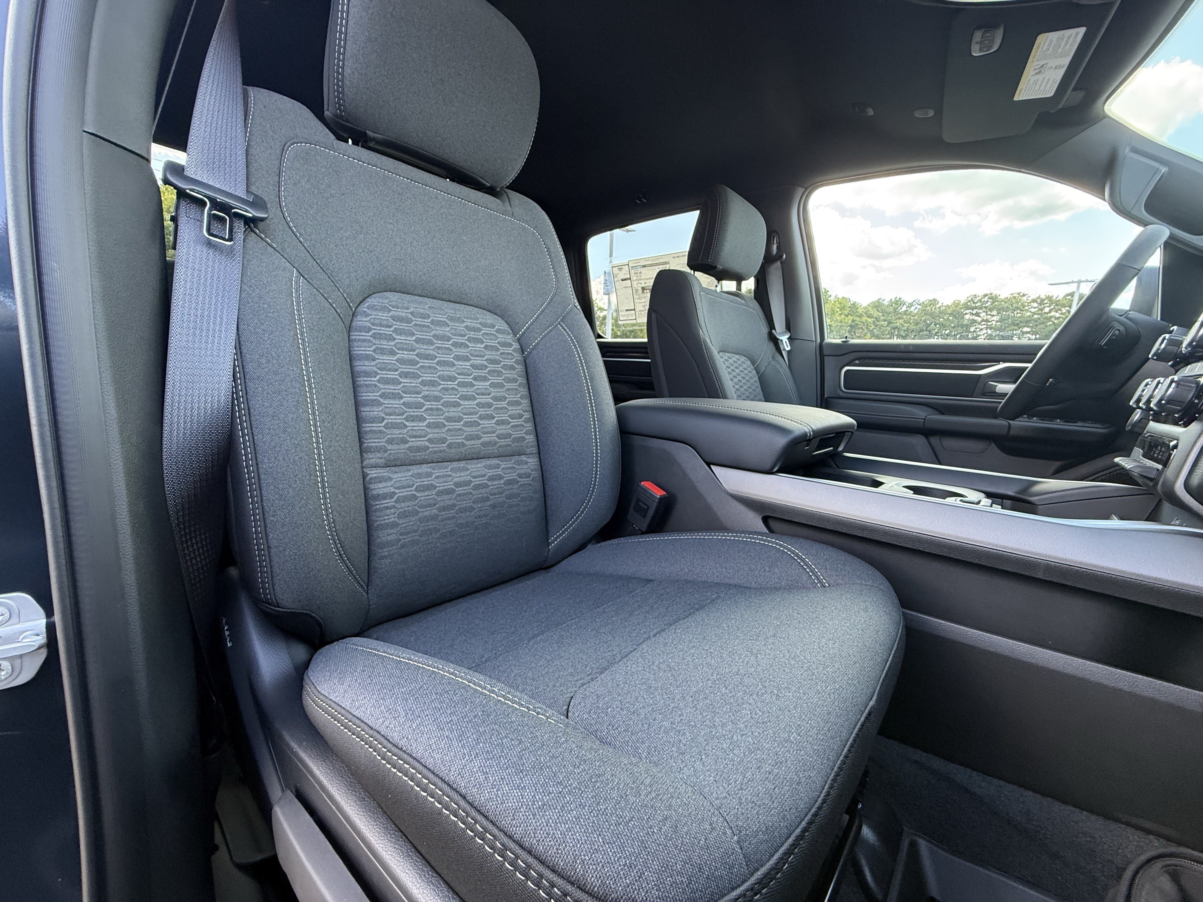 New 2026 RAM 1500 Big Horn AWD/4WD image 33