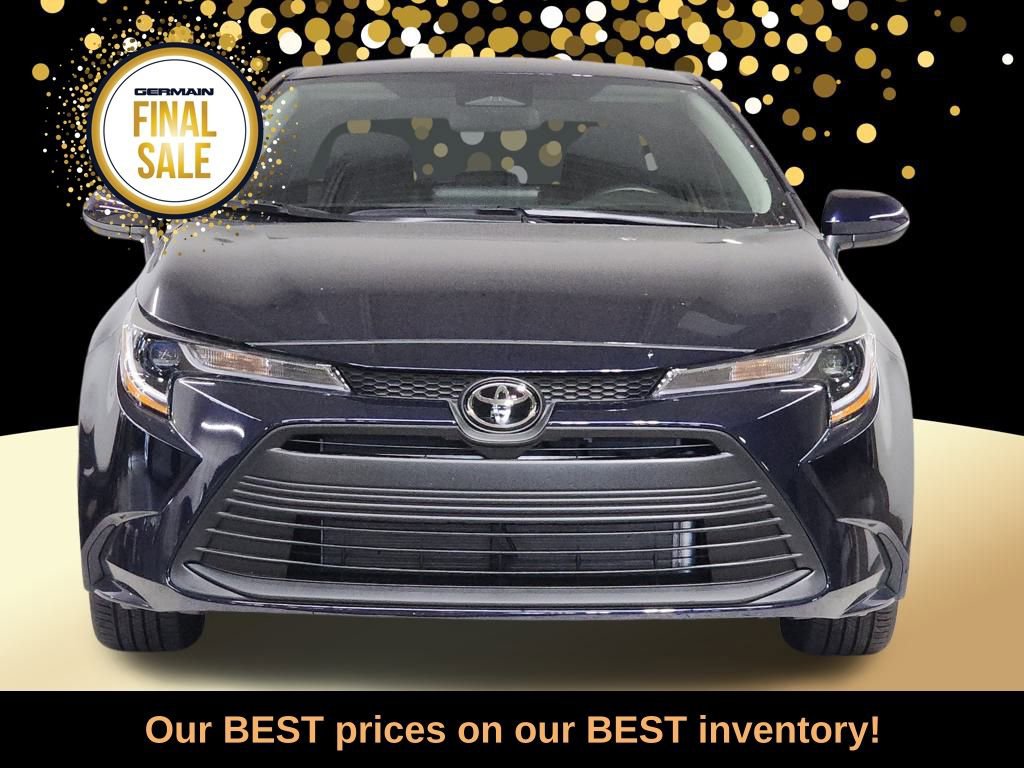 Used 2025 Toyota Corolla LE image 3