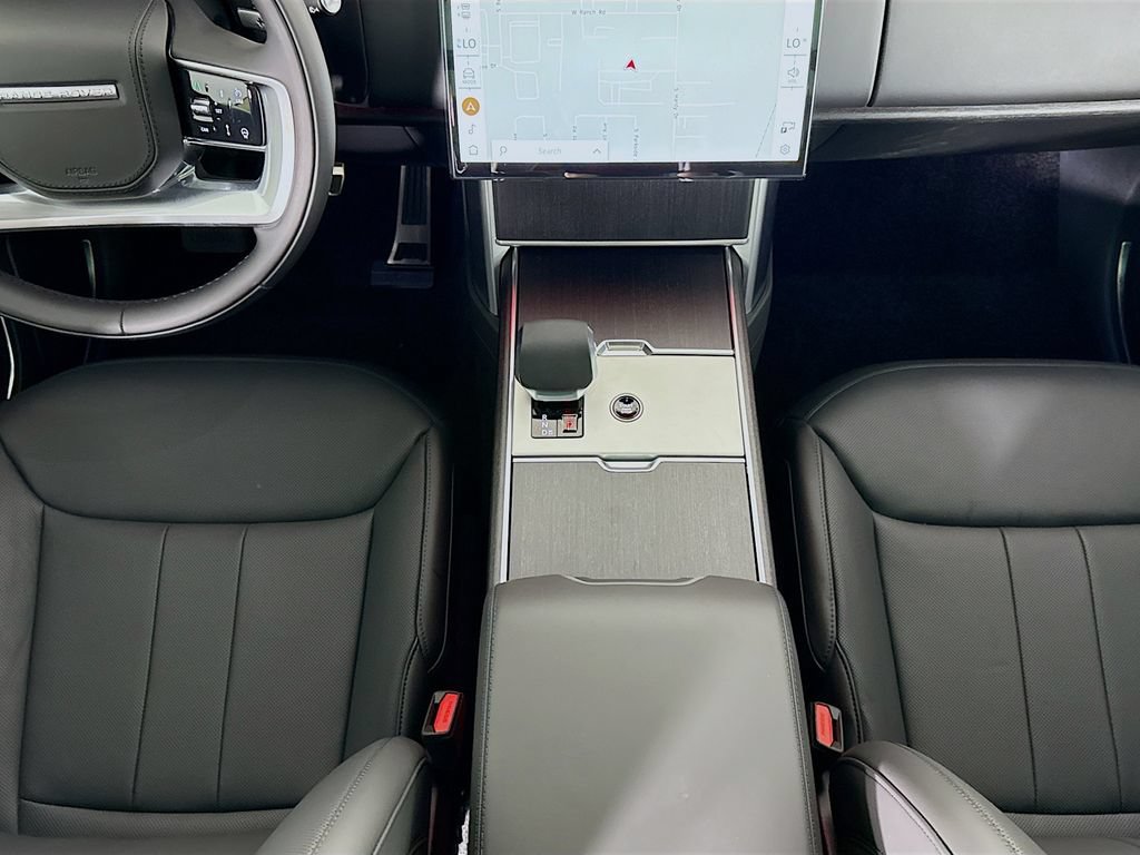 New 2026 Land Rover Range Rover Long Wheelbase SE AWD/4WD image 18