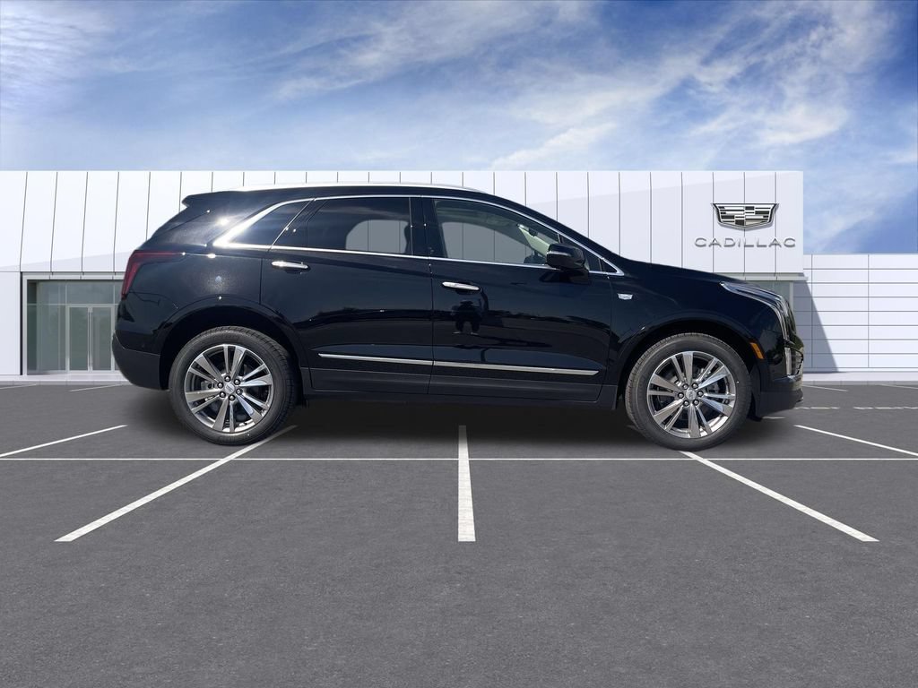 New 2026 Cadillac XT5 Premium Luxury w/ Driver Assist Package FWD image 9