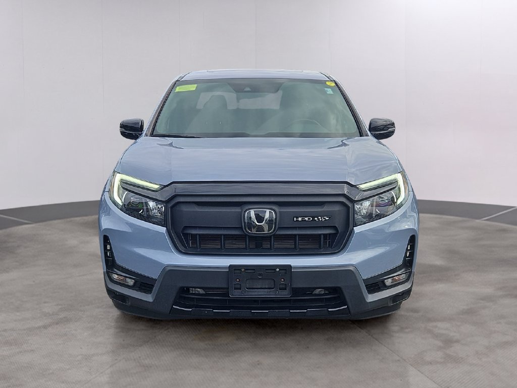Used 2024 Honda Ridgeline Black Edition image 2