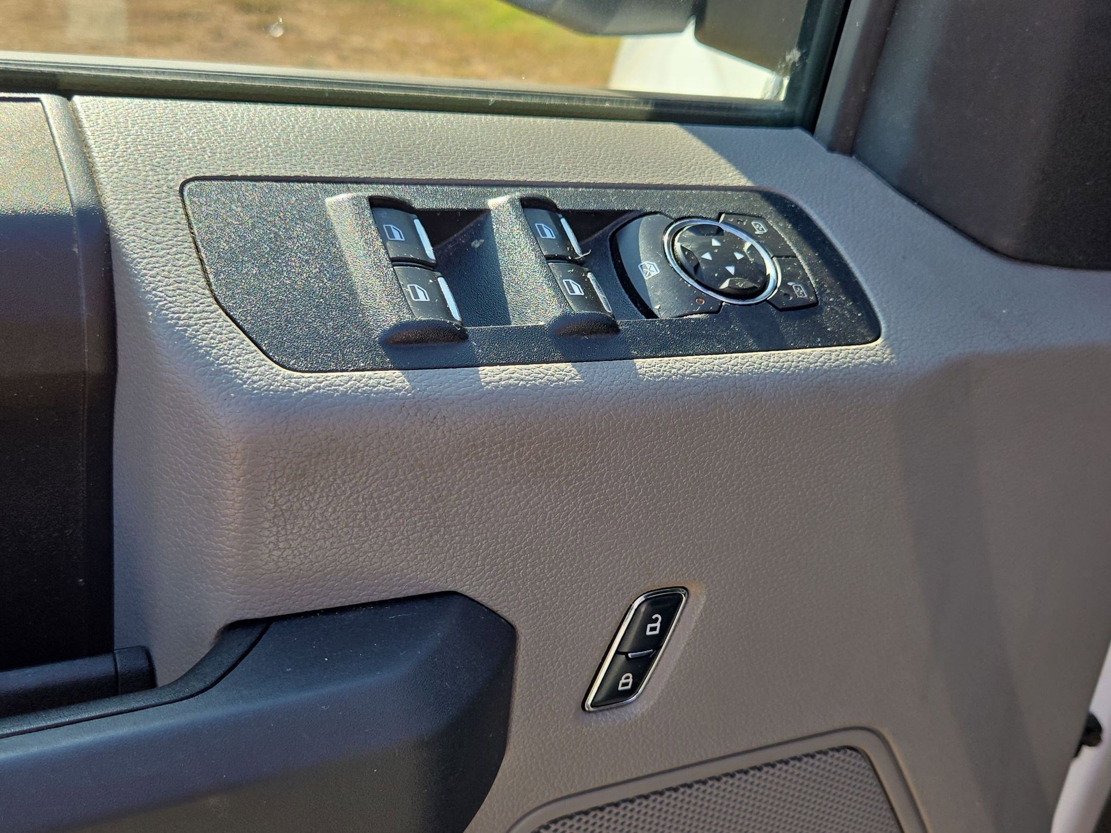 Used 2018 Ford F150 XL w/ Equipment Group 101A Mid image 12