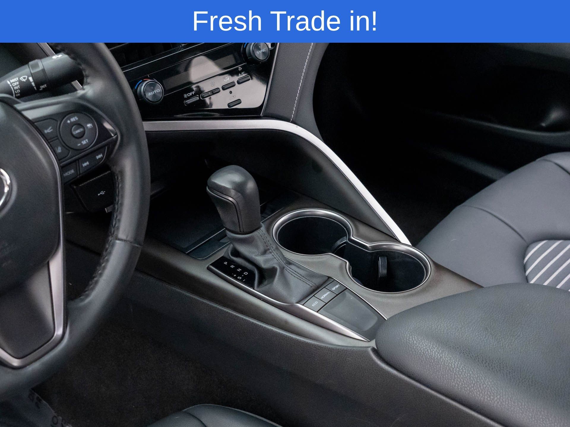Used 2023 Toyota Camry SE FWD image 11
