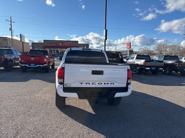 Used 2020 Toyota Tacoma TRD Off-Road image 5
