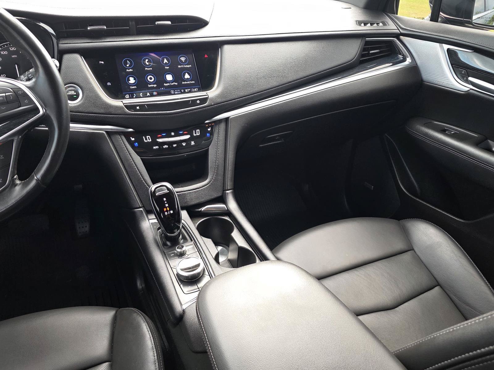 Certified 2024 Cadillac XT5 Premium Luxury FWD image 17