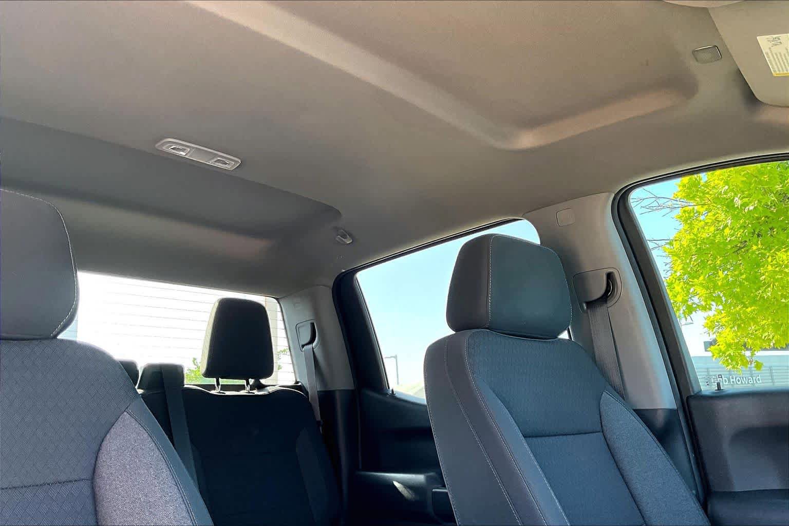 Used 2022 Chevrolet Silverado 1500 Custom w/ Safety Confidence Package AWD/4WD image 14