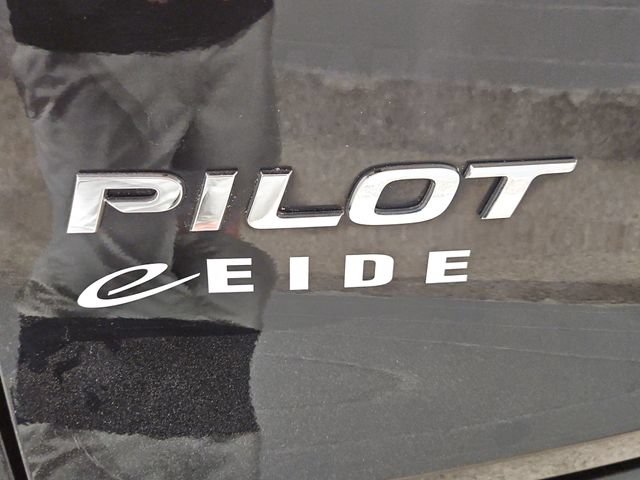 Used 2016 Honda Pilot Elite image 38