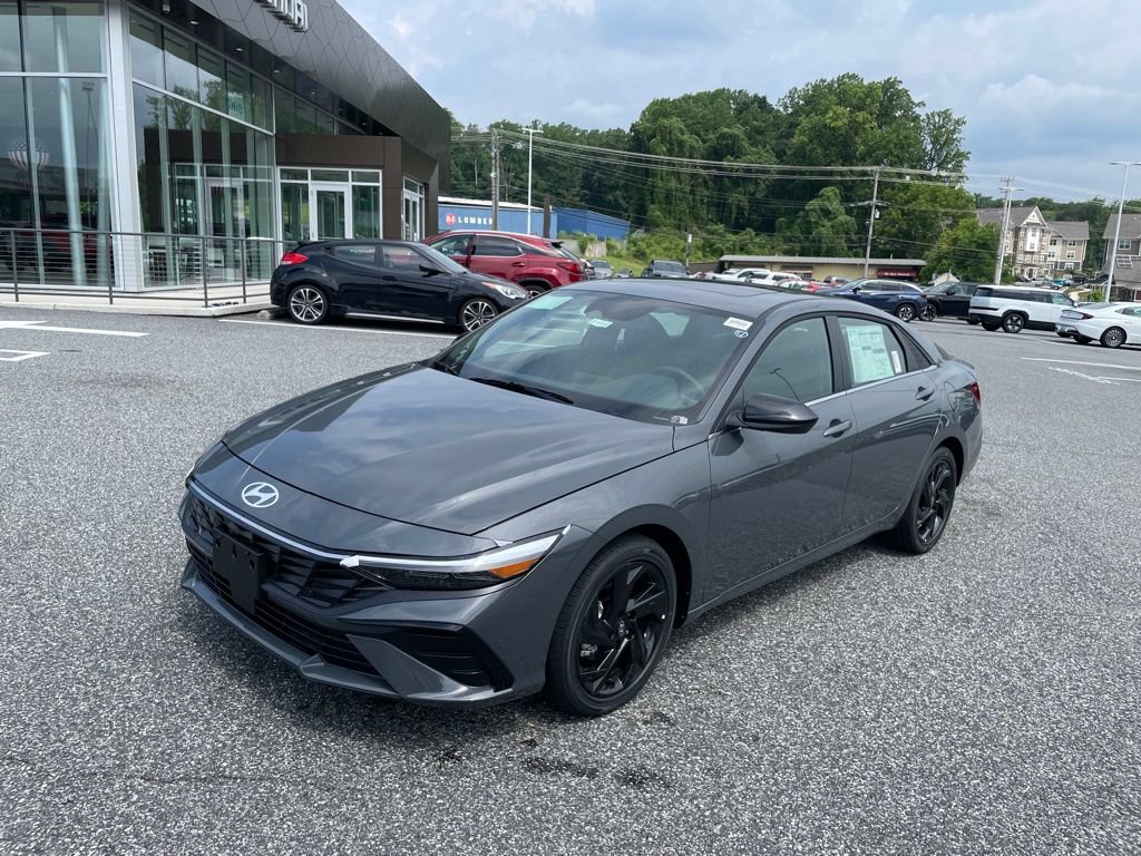 New 2026 Hyundai Elantra SEL Sport Premium FWD image 1