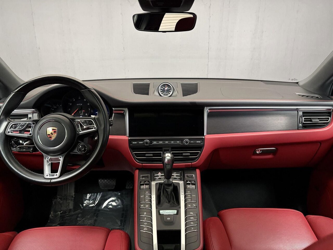 Used 2020 Porsche Macan GTS AWD/4WD image 35
