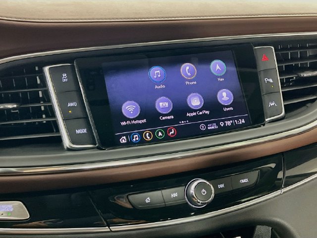 Used 2021 Buick Enclave Avenir AWD/4WD image 17