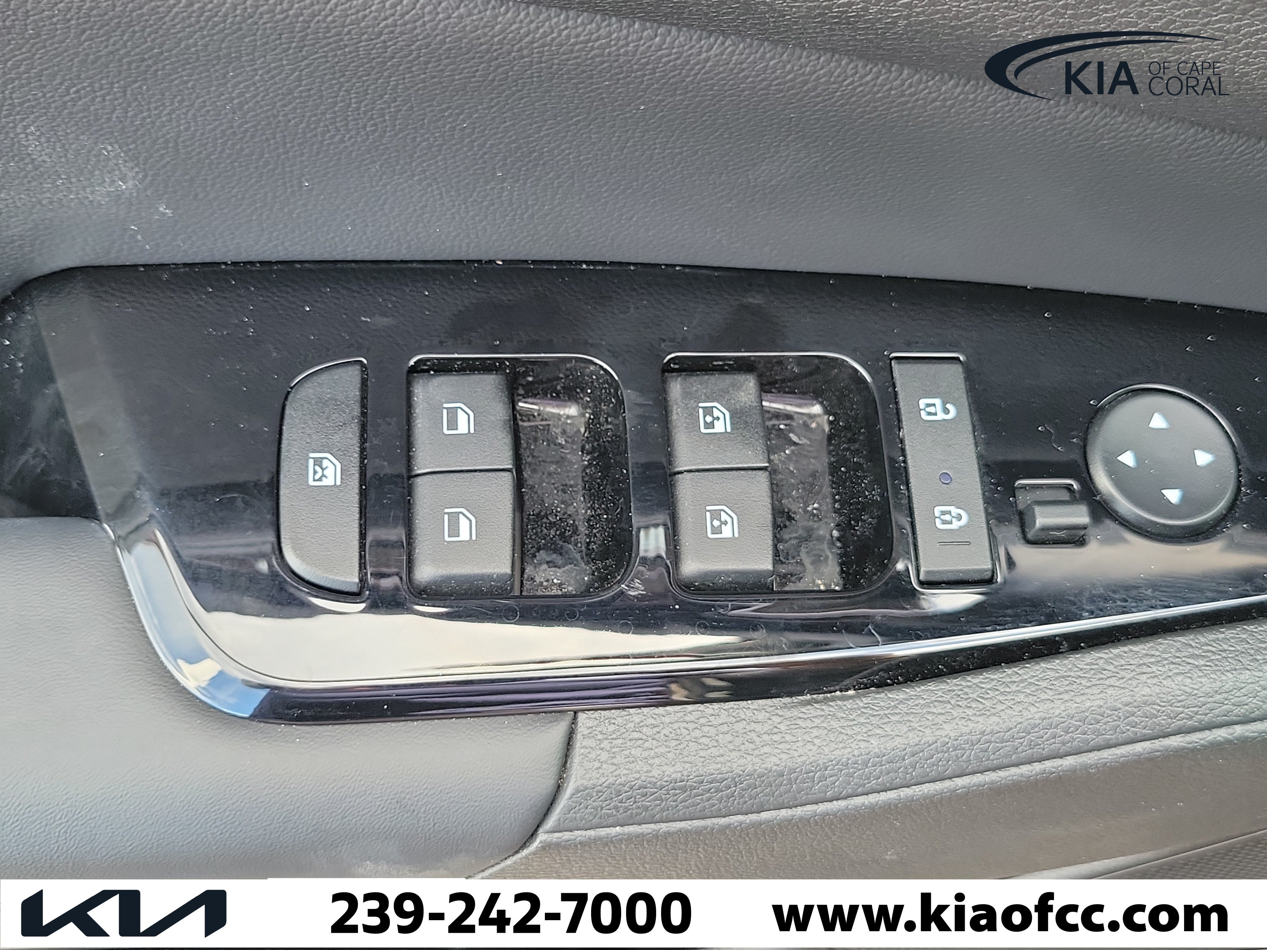 Certified 2023 Kia Sportage SX FWD image 25