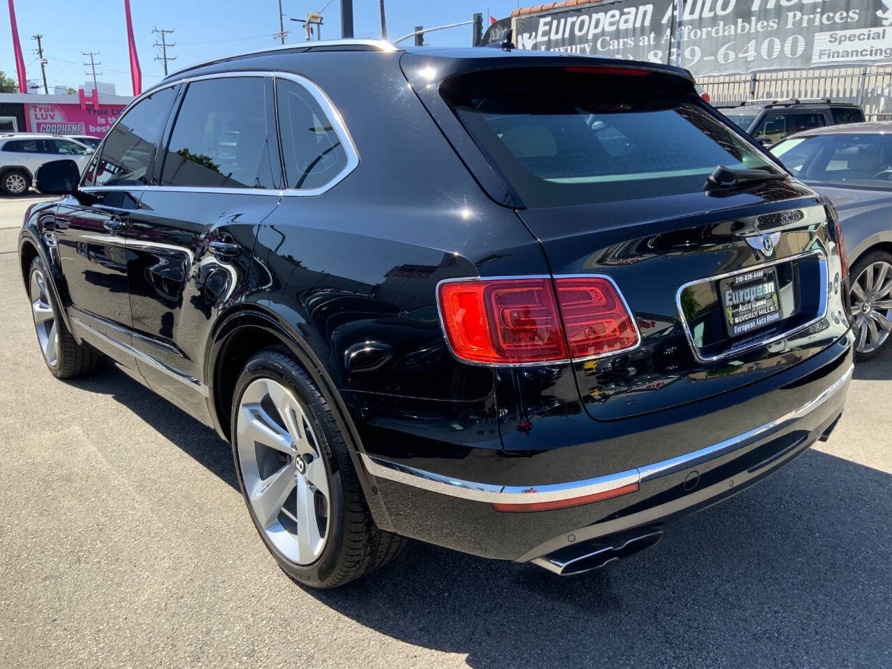 Used 2019 Bentley Bentayga AWD/4WD image 4