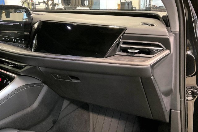 Certified 2025 Audi Q5 Premium Plus w/ Premium Plus AWD/4WD image 16