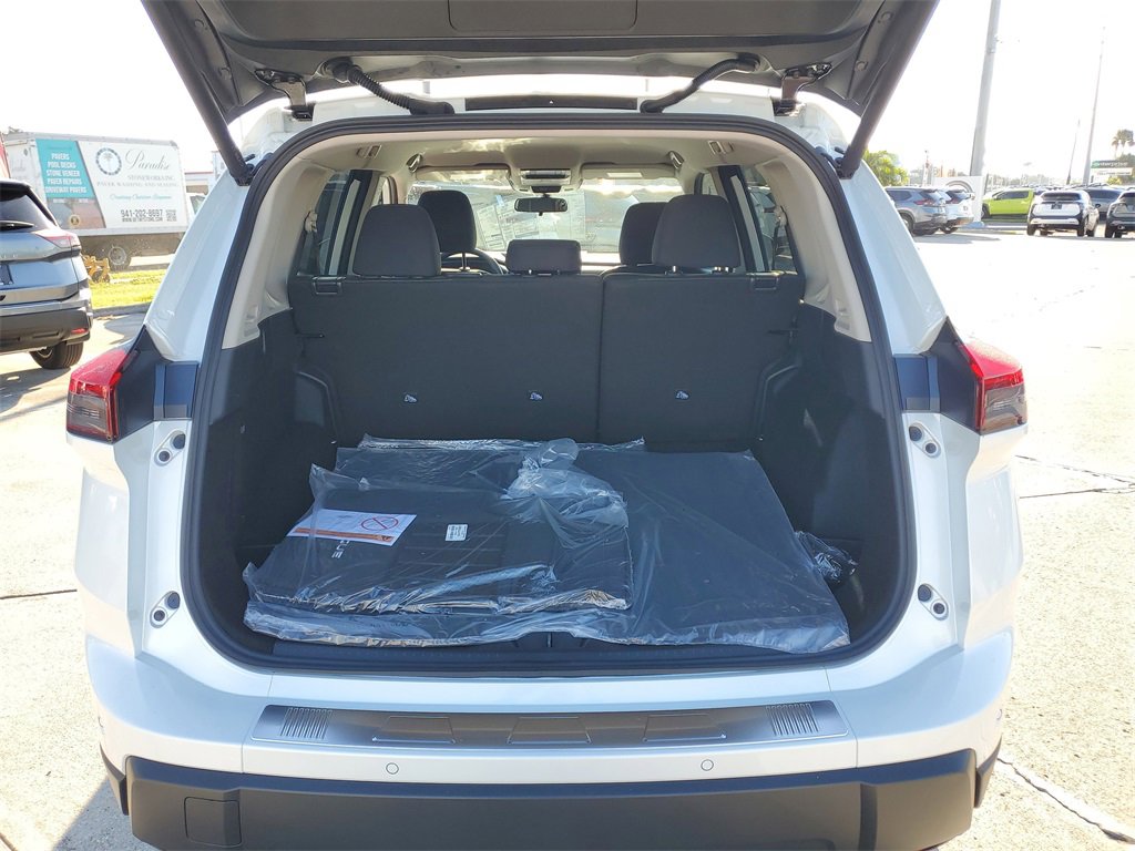 New 2026 Nissan Rogue SV image 3