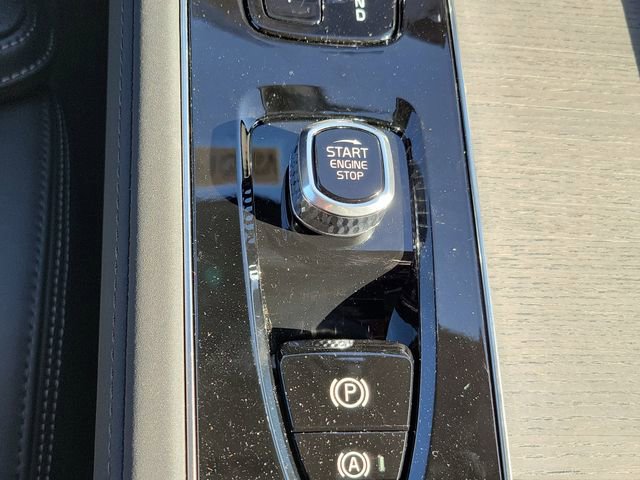 New 2026 Volvo XC90 B6 Ultra w/ Protection Package image 29