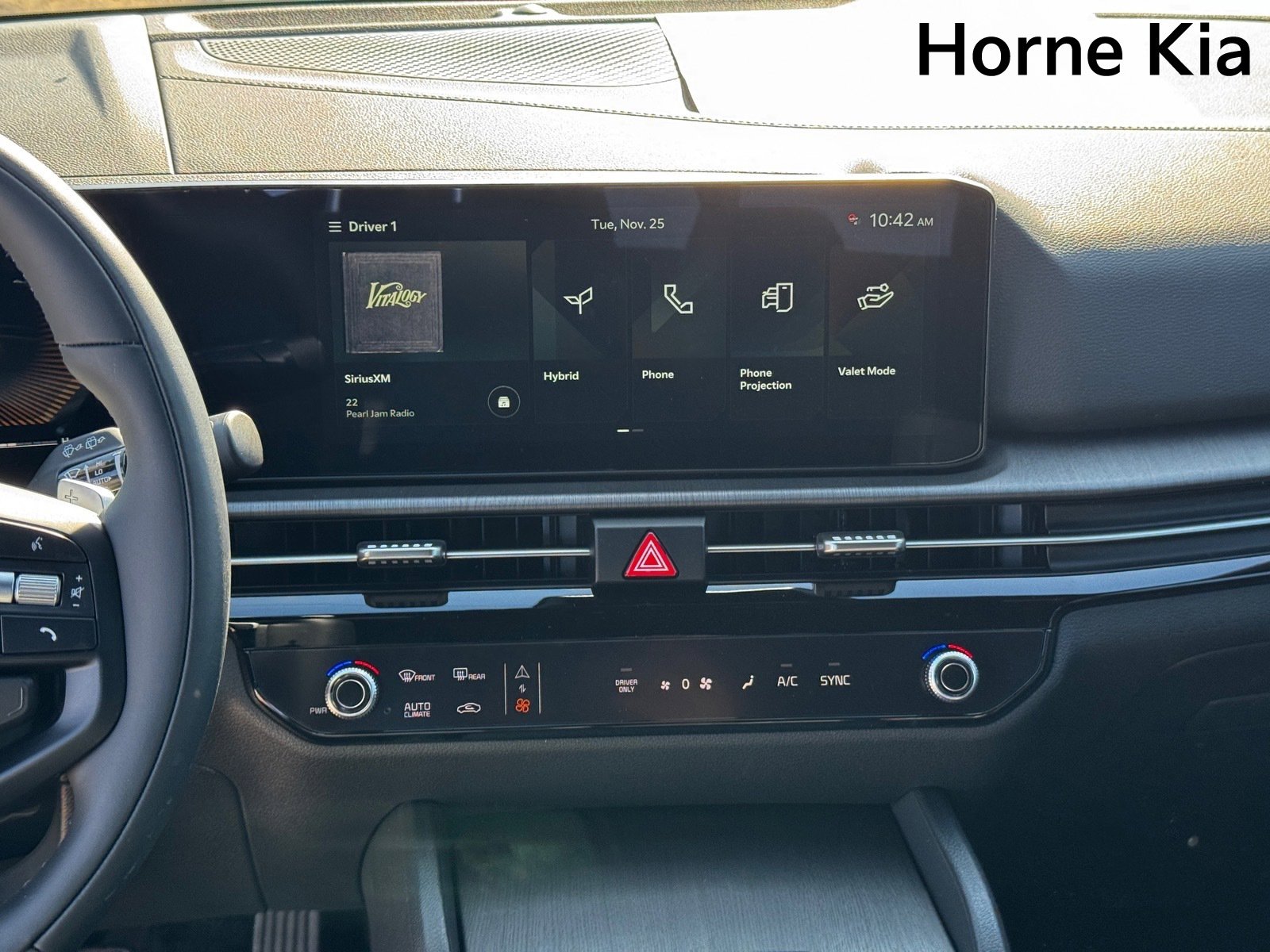 New 2026 Kia Sportage X-Line image 13