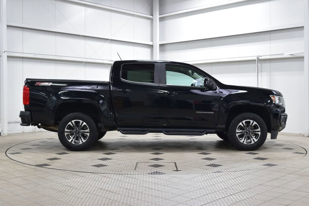 Used 2021 Chevrolet Colorado Z71 w/ Safety Package AWD/4WD image 9