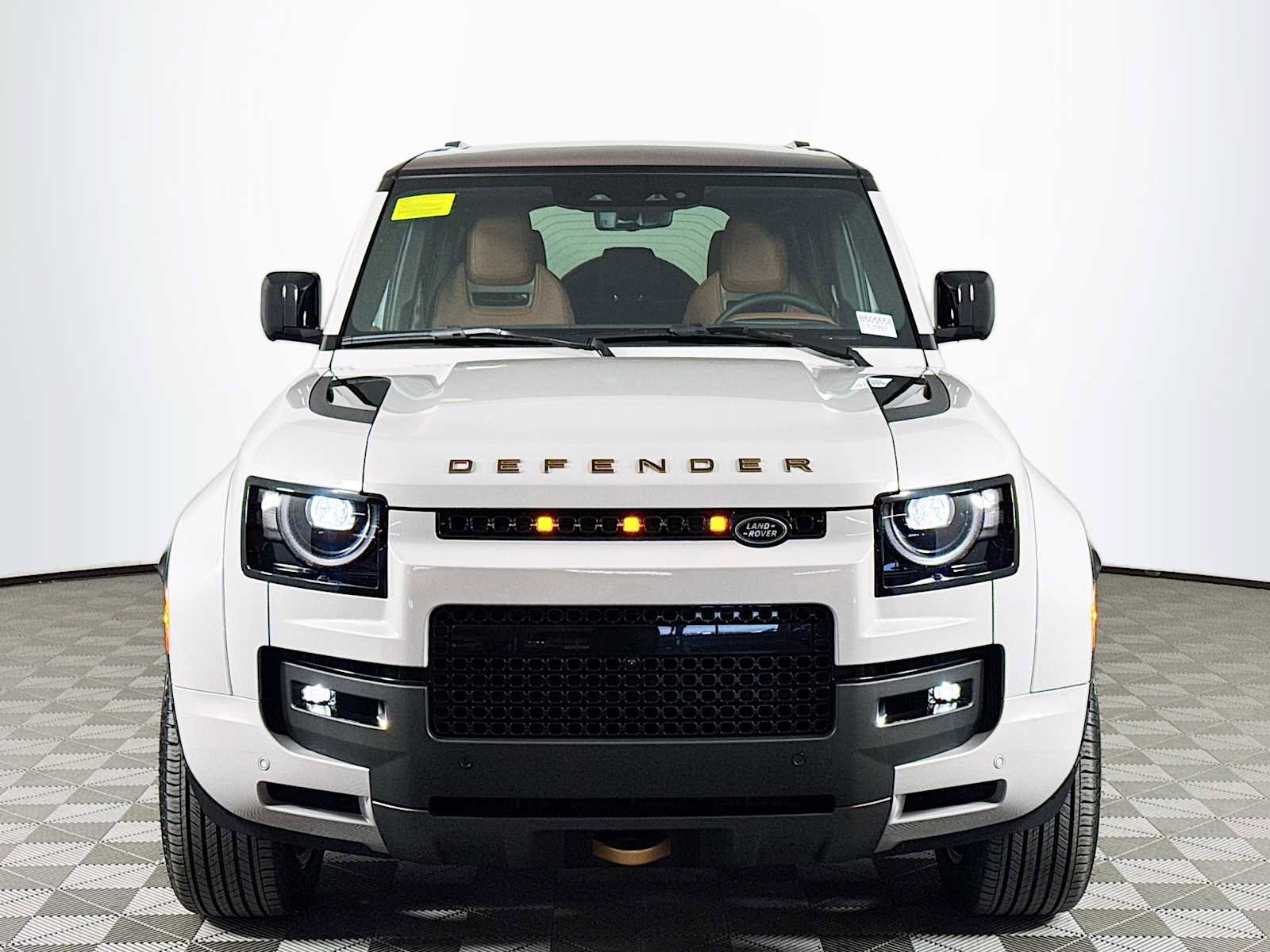 New 2026 Land Rover Defender 110 OCTA image 2