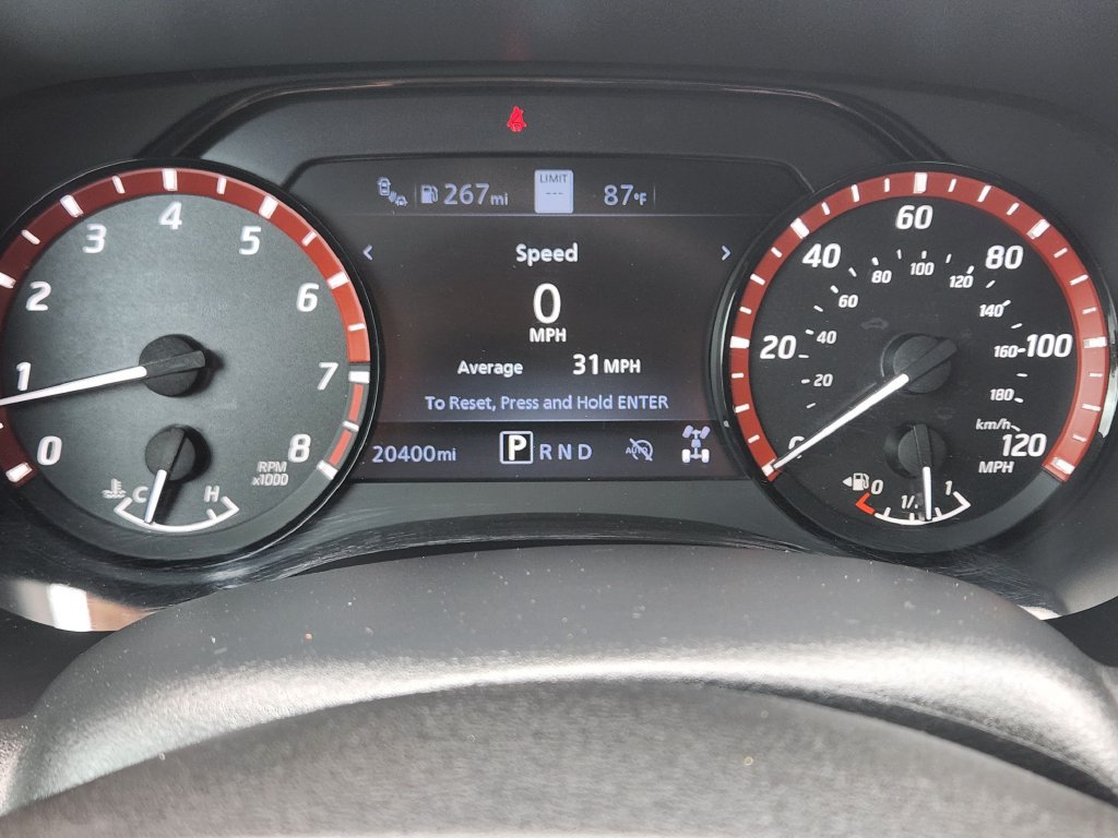 Used 2024 Nissan Frontier PRO-4X w/ Technology Package AWD/4WD image 7