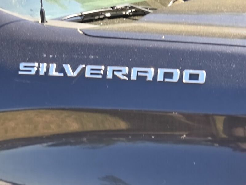 Used 2022 Chevrolet Silverado 1500 Custom RWD image 17